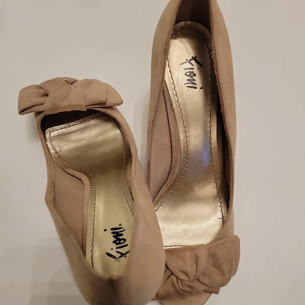 FIONI BEIGE HEELS  - Picture 5 of 16